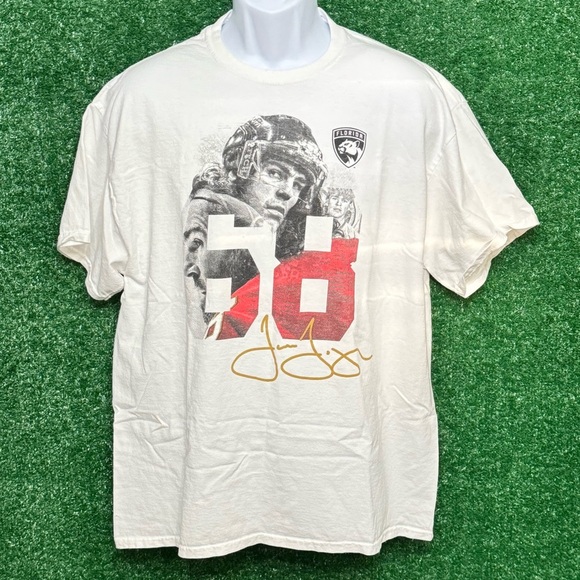 Red and White Short Sleeve Tee with Vintage Graphic jaromir jagr - Picture 1 of 3